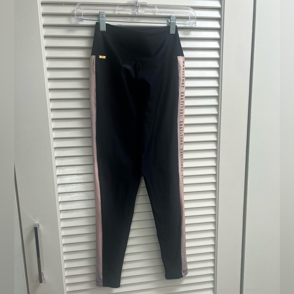 Leggings from Live fitness in size small